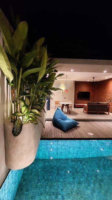 Akhila 4 - 1 Bedroom Modern Tropical At The Heart Of