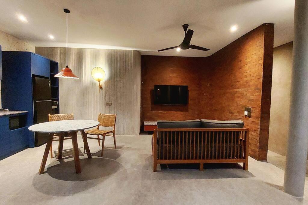 Akhila 4 - 1 Bedroom Modern Tropical At The Heart Of Villa Seminyak (Bali)